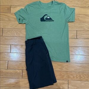 Quicksilver boys Green Graphic T-Shirt and Black Shorts Set